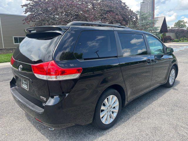 2014 Toyota Sienna LE 7 Passenger