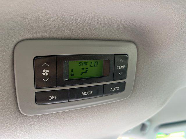 2014 Toyota Sienna LE 7 Passenger