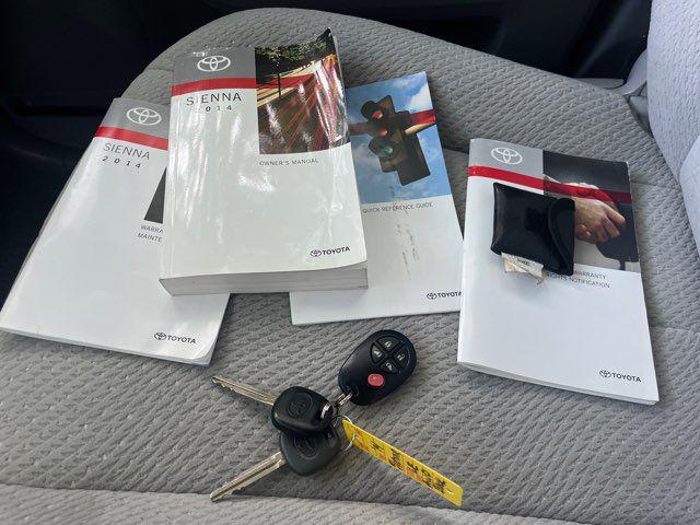 2014 Toyota Sienna LE 7 Passenger