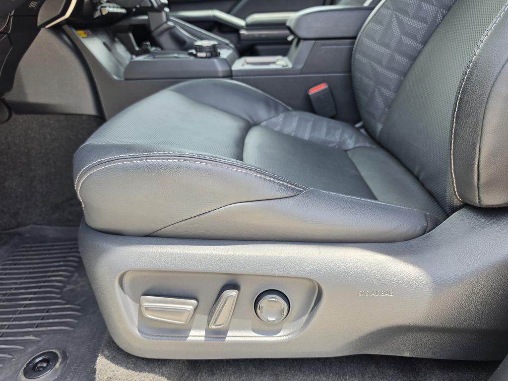 2025 Toyota 4Runner TRD Off-Road Premium - Photo 14