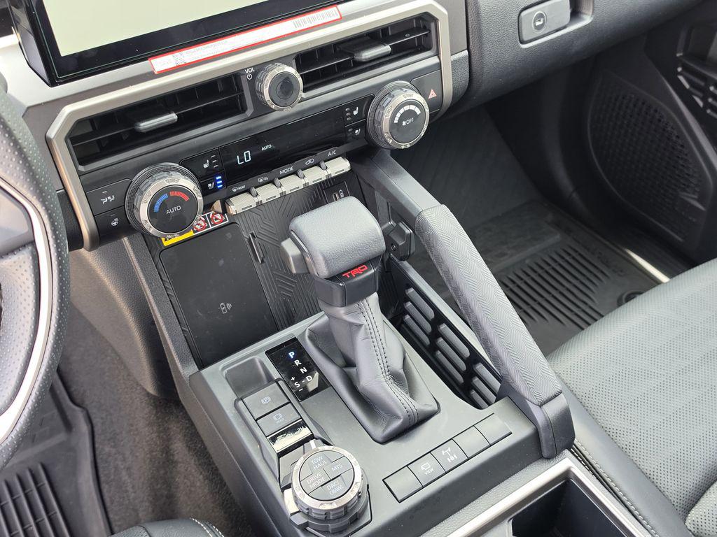 2025 Toyota 4Runner TRD Off-Road Premium - Photo 23