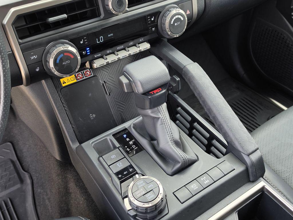 2025 Toyota 4Runner TRD Off-Road Premium - Photo 24