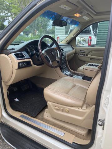2013 Cadillac Escalade Luxury