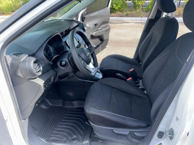 2021 Nissan Kicks S Xtronic CVT