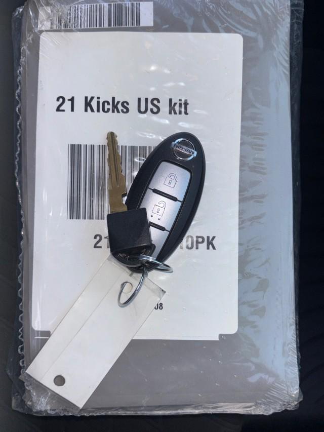 2021 Nissan Kicks S Xtronic CVT