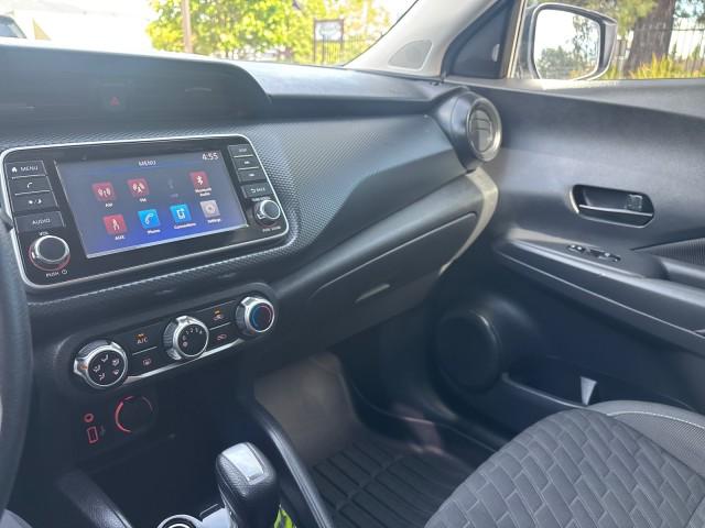 2021 Nissan Kicks S Xtronic CVT