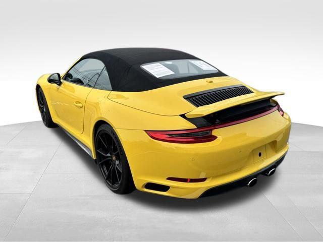 2017 Porsche 911 Carrera 4S