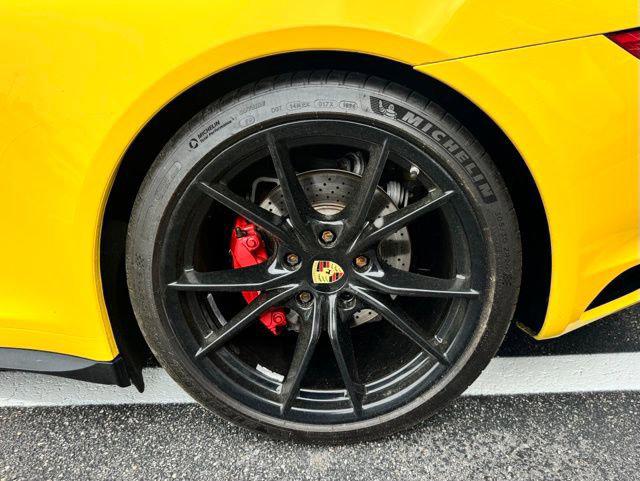 2017 Porsche 911 Carrera 4S