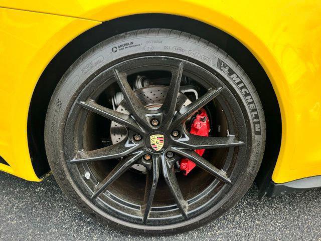 2017 Porsche 911 Carrera 4S