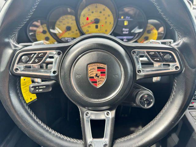 2017 Porsche 911 Carrera 4S