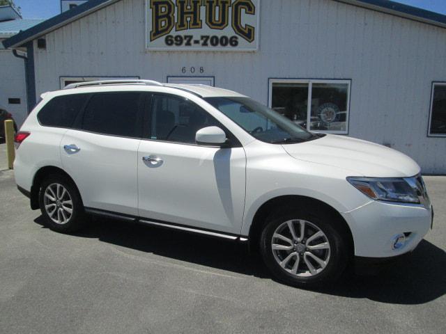 2015 Nissan Pathfinder SV for sale in Selah, WA