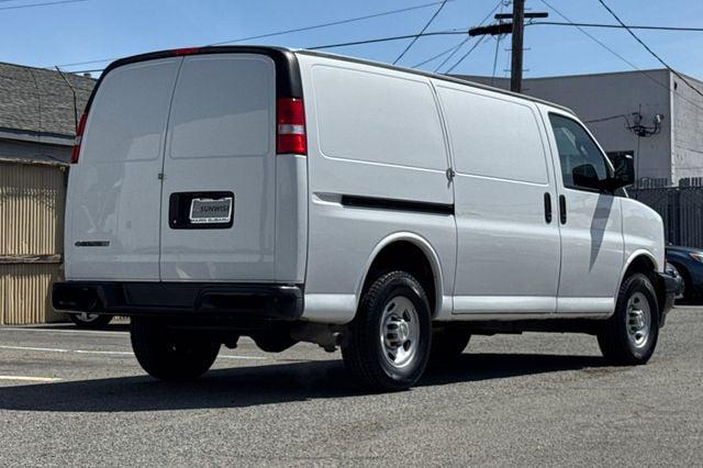 2024 Chevrolet Express Cargo Van RWD 2500 Regular Wheelbase WT