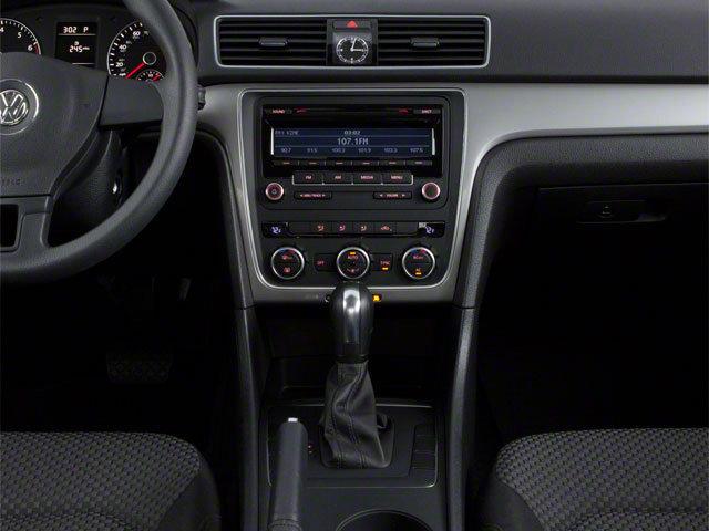 2013 Volkswagen Passat 2.5L SE