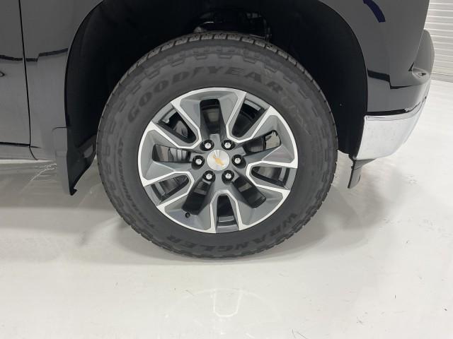 2026 Chevrolet Silverado 1500 4WD Crew Cab Standard Bed LT