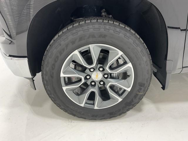 2026 Chevrolet Silverado 1500 4WD Crew Cab Standard Bed LT