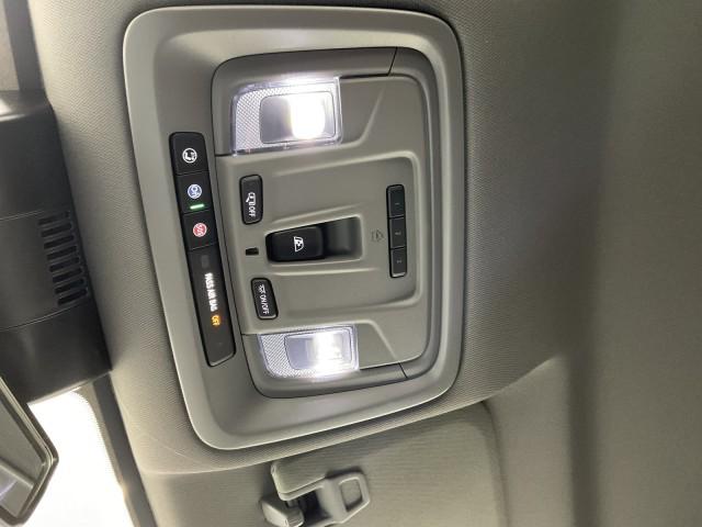 2026 Chevrolet Silverado 1500 4WD Crew Cab Standard Bed LT