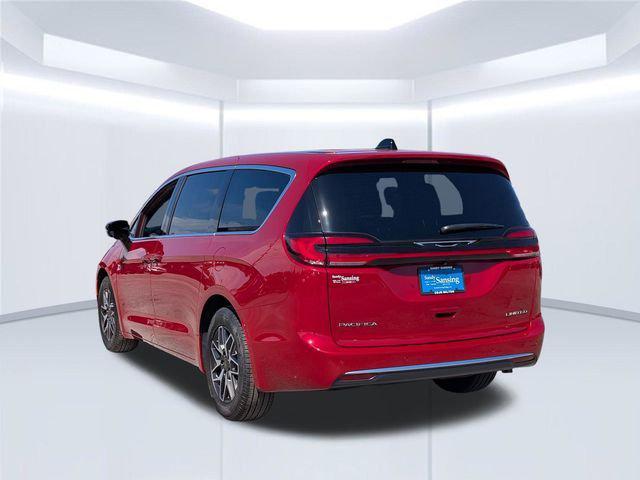 2027 Chrysler Pacifica Limited