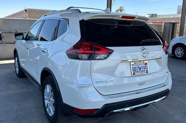 2020 Nissan Rogue SV FWD