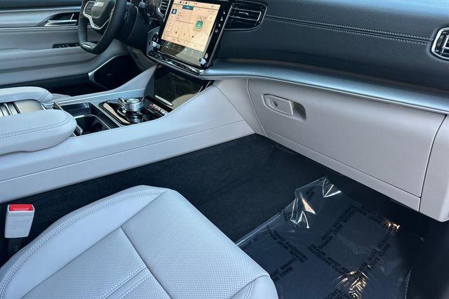 2026 Jeep Grand Wagoneer Limited Altitude 4x4