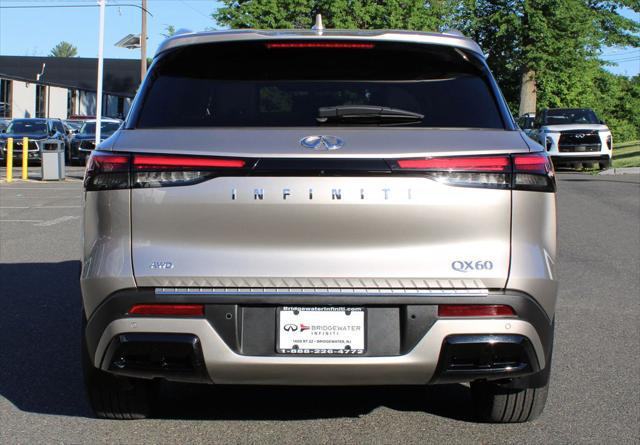 2023 INFINITI QX60 LUXE AWD