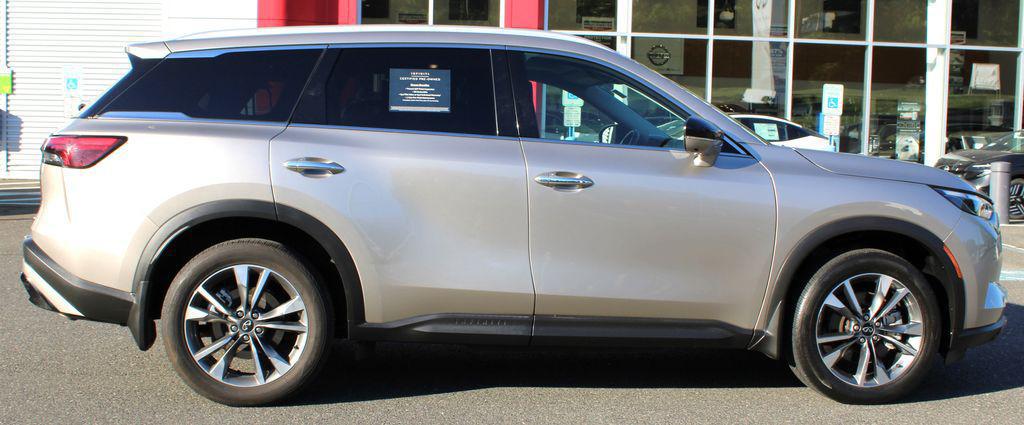 2023 INFINITI QX60 LUXE AWD