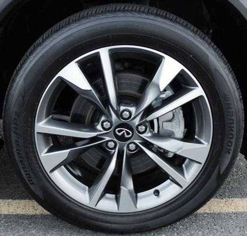 2023 INFINITI QX60 LUXE AWD