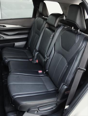 2023 INFINITI QX60 LUXE AWD