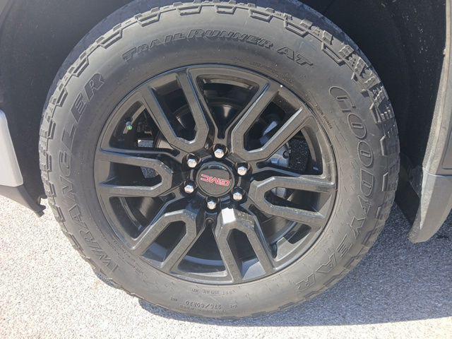 2020 GMC Sierra 1500 4WD Crew Cab Short Box Elevation
