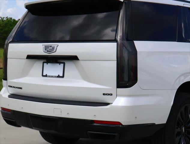 2025 Cadillac Escalade Sport