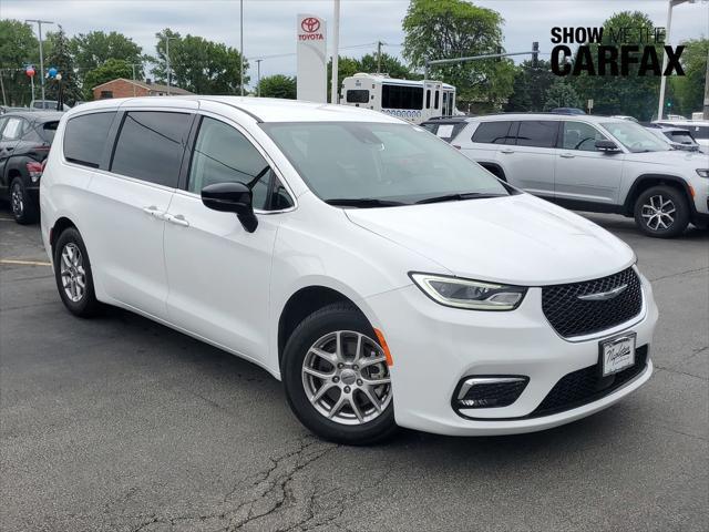 2024 Chrysler Pacifica Touring L for sale in CALUMET CITY, IL