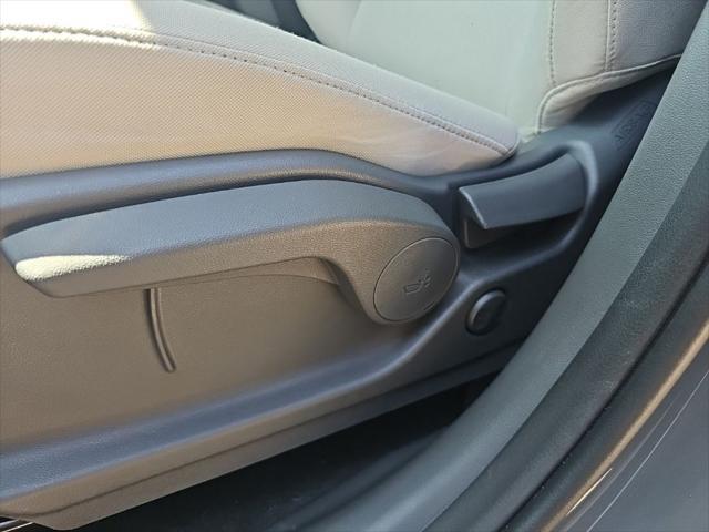 2025 Hyundai Santa Fe SE