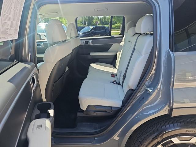 2025 Hyundai Santa Fe SE
