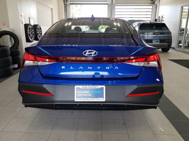 2025 Hyundai Elantra SE