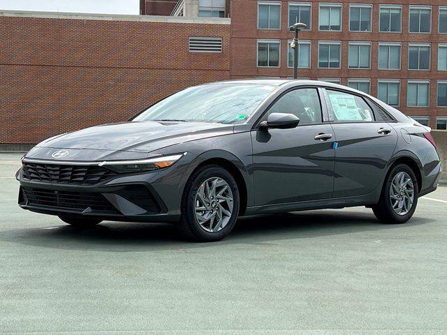 2025 Hyundai Elantra Hybrid Blue for sale in ALEXANDRIA, VA