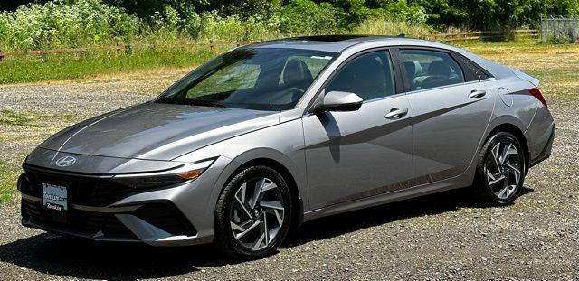 2024 Hyundai Elantra Hybrid Limited