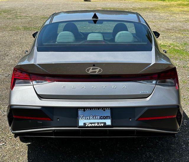 2024 Hyundai Elantra Hybrid Limited