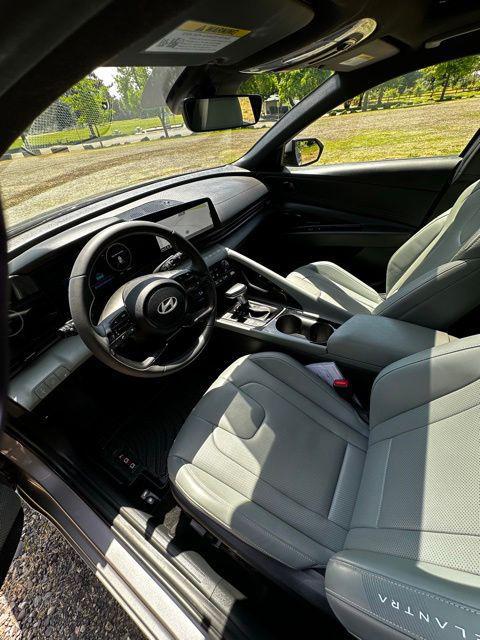 2024 Hyundai Elantra Hybrid Limited