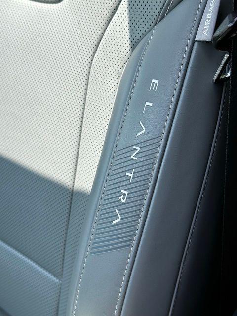 2024 Hyundai Elantra Hybrid Limited