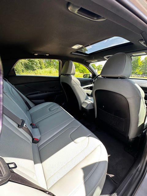 2024 Hyundai Elantra Hybrid Limited