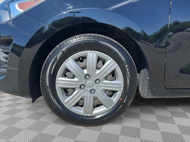 2022 Kia Rio 5 door S