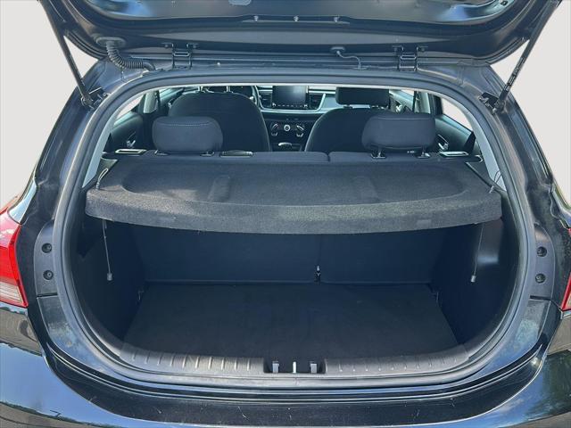 2022 Kia Rio 5 door S