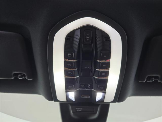 2018 Porsche Macan S