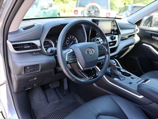2020 Toyota Highlander Hybrid XLE