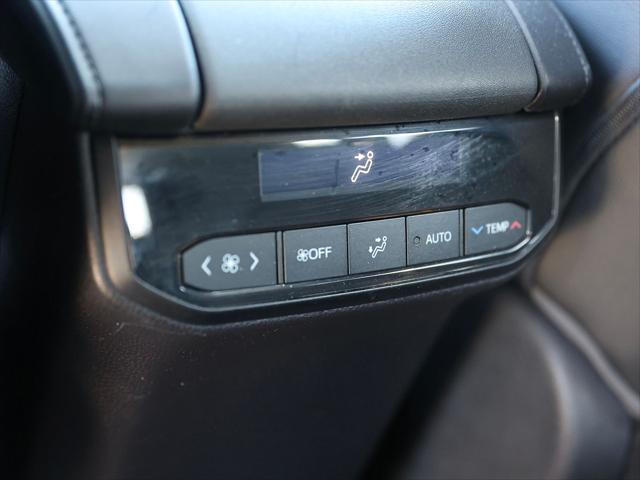 2020 Toyota Highlander Hybrid XLE