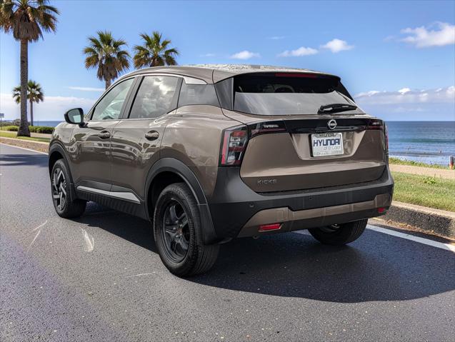 2025 Nissan Kicks SV FWD