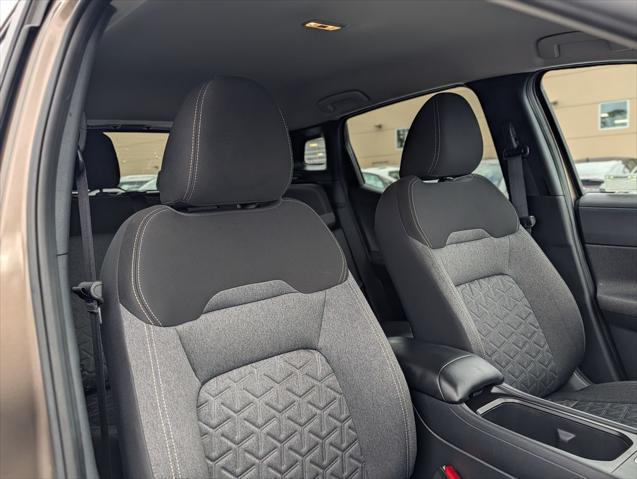 2025 Nissan Kicks SV FWD