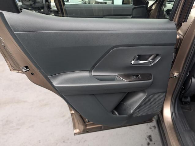 2025 Nissan Kicks SV FWD