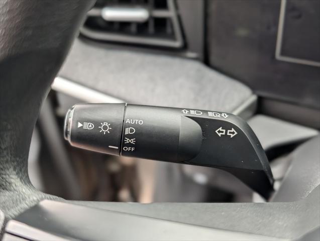 2025 Nissan Kicks SV FWD