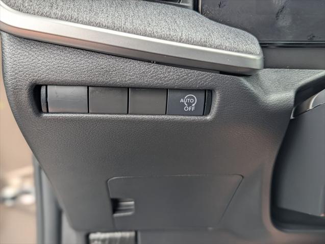 2025 Nissan Kicks SV FWD