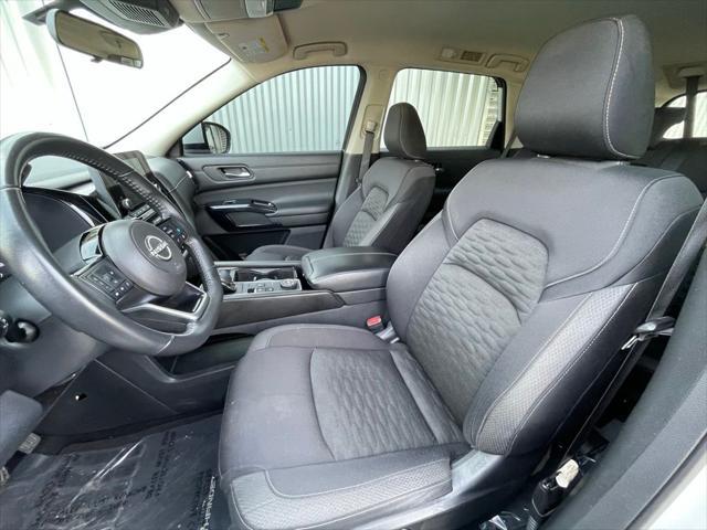 2022 Nissan Pathfinder SV 4WD